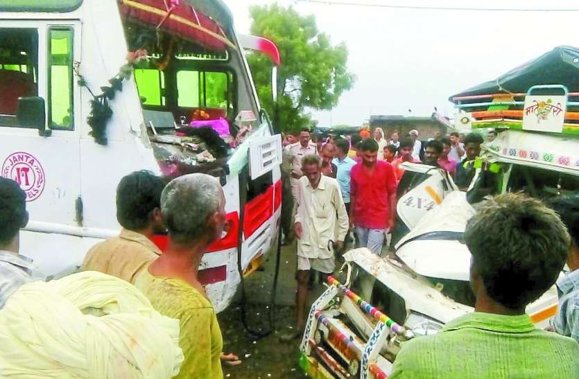 patrika आपातकालीन सेवा विफल, सवा घंटे तक तड़पते रहे घायल, नहीं पहुंची कोई सहायता