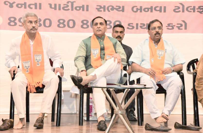 Arun chaturvedi, BJP, Ahmedabad भाजपा का लक्ष्य अखिल भारतीय : चतुर्वेदी