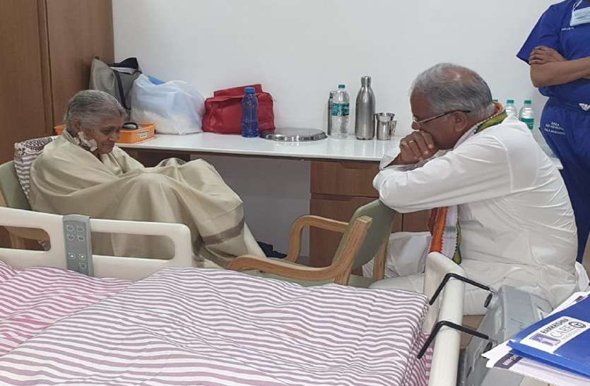 chhattisgarh cm mother death MP CM कमलनाथ समेत इन दिग्गजों ने CM भूपेश बघेल की मां के निधन पर जताया शोक