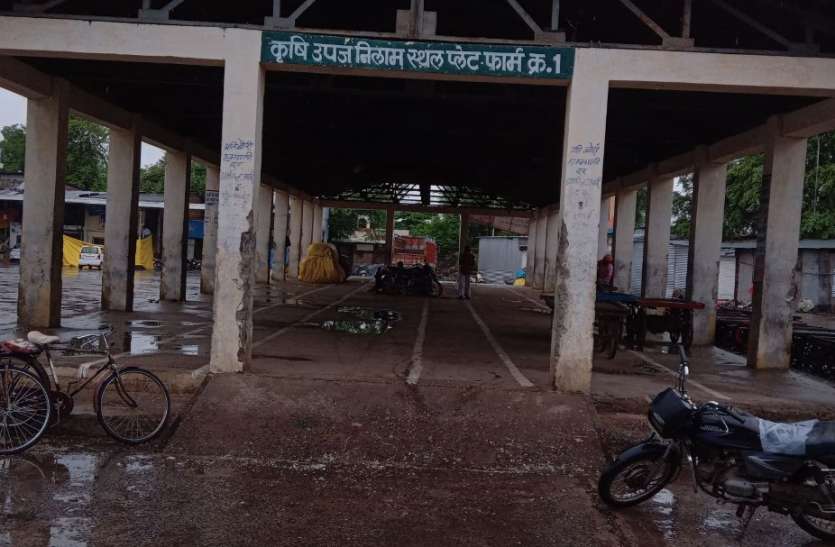 अब पुरानी व्यवस्था से मंडी में होगा भुगतान अब पुरानी व्यवस्था से मंडी में होगा भुगतान