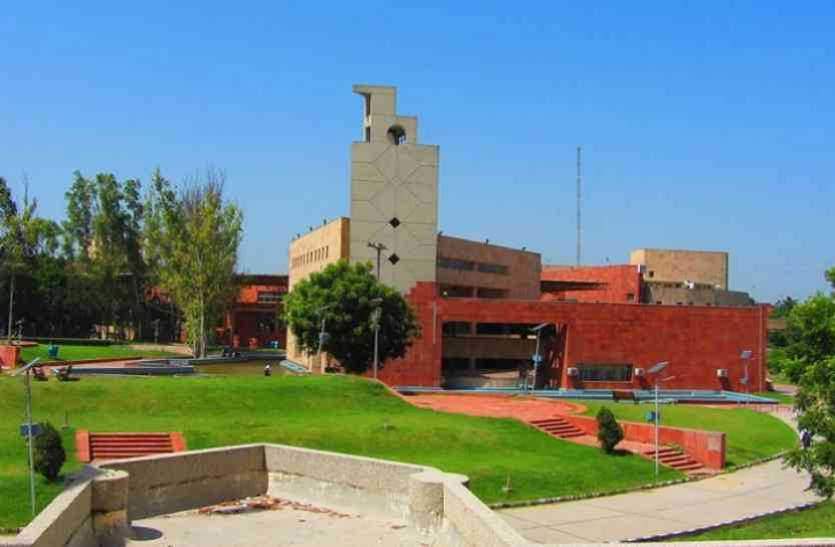 DTU Recruitment 2019 इस यूनिवर्सिटी में निकली फैकल्टी पदों की भर्ती, 11 अगस्त तक करें अप्लाई