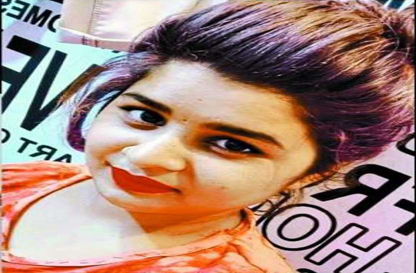 death of girl VIDEO : नशे के इंजेक्शन में स्मैक मिलाकर लेती थी यह युवती, मौत के बाद चबूतरे पर छोड़ दी बॉडी