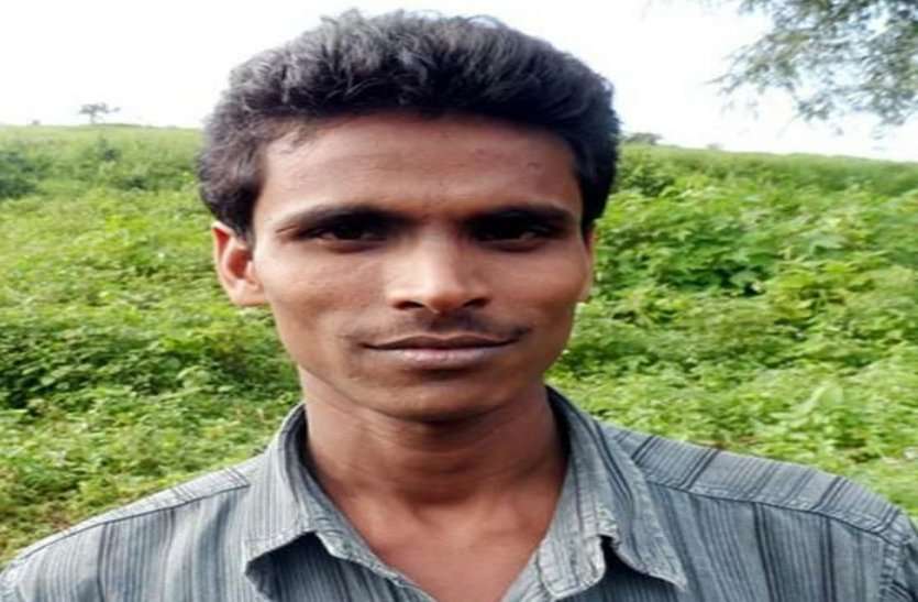 molestation case ये शख्स महिला नक्सलियों के साथ करता था गंदा काम, हुआ ये हश्र