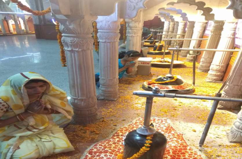 Shiv Rudrabhishek द्वादश ज्योर्तिलिंग धाम में 12 परिवारों द्वारा होगा रुद्राभिषेक
