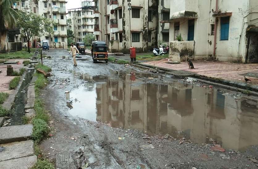 mumbai mumbai रेलवे और मनपा के भवंर में फंसे नागरिक