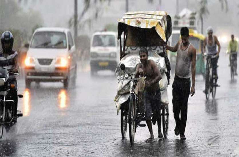 Meteorological Department warns about Heavy rain in up यूपी में अगले 5 दिनों तक होगी इतने मिमी बारिश, मौसम विभाग ने दी चेतावनी