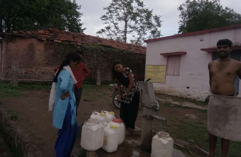 seoni नहीं पटाया बिल, कट गई लाइन, बंद हुआ पानी