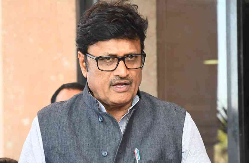 rajendra rathore विधानसभा कार्यवाही : और राठौड़ को हुआ पेट दर्द!