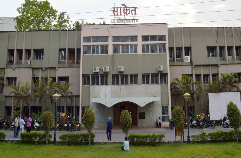 मुस्तैदी के साथ फिल्ड में नहीं दिख रहा निगम अमला, इधर इसके डंक से घबरा रहे लोग मुस्तैदी के साथ फिल्ड में नहीं दिख रहा निगम अमला, इधर इसके डंक से घबरा रहे लोग