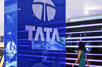 TATA Group Clears dues of 500 Billion rupees to sell Mobile Business भारती एयरटेल को मोबाइल कारोबार बेचेगी टाटा ग्रुप, जमा किया 500 अरब रुपये का बकाया
