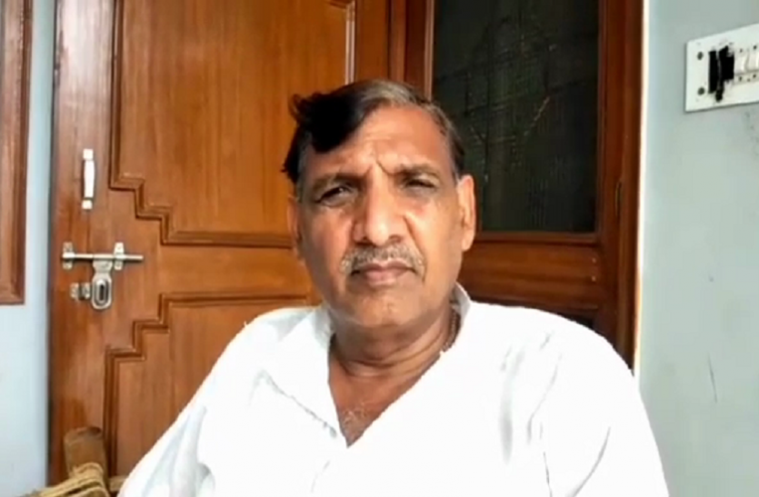 Bhuvneshwar Kumar father India vs New Zealand क्रिकेट मैच काे लेकर Bhuvneshwar Kumar के पिता ने की यह भविष्यवाणी- देखें वीडियो