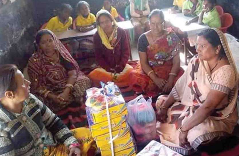 Rajsamand,Rajsamand local news,rajsamand latest news,social service,Social Service Club,rajsamand latest hindi news,rajsamand latest hindi news rajsamand,rajsamand latest news rajsamand,Latest News rajsamand, Social Pride : ओड़ा पूर्व सरपंच गोद लेकर संवार रहे जरूरतमंद बच्चों का भविष्य