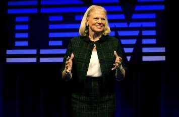 IBM's Buying Red Hat in 34 Billion Dollars IBM की अब तक की सबसे बड़ी डील, 2.34 लाख करोड़ में खरीदी सॉफ्टवेयर बनाने वाली कंपनी रेड हैट