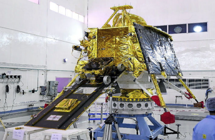 Chandrayaan 2 चंद्रयान-2 की लॉन्चिंग से पहले इसरो ने किया ये ट्वीट, जानें कितना आएगा खर्चा