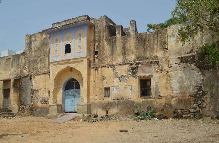 When will finally open schools आखिर कब खुलेगी बंद हुई पाठशालाएं