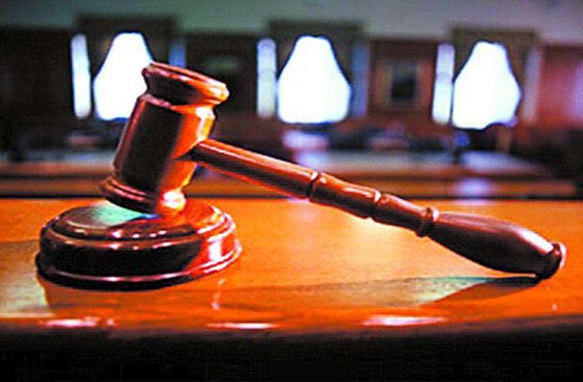 accused-in-three-days-remand-in-illegal-liquor-smuggling-case अवैध शराब तस्करी मामले में कंटेनर मालिक तीन दिन के रिमाण्ड पर