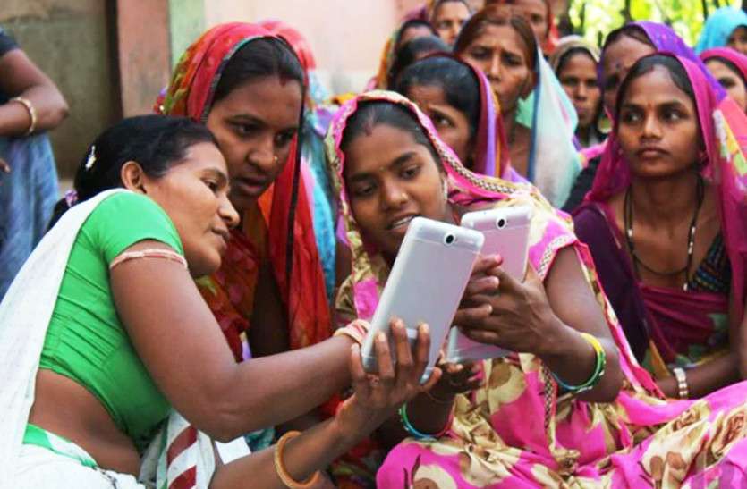 woman गहलोत ने खोला पिटारा - महिलाओं के लिए 1000 करोड़ की इंदिरा प्रियदर्शनी निधि योजना, आंगनबाड़ी कार्यकर्ताओं का बढ़ाया मानदेय