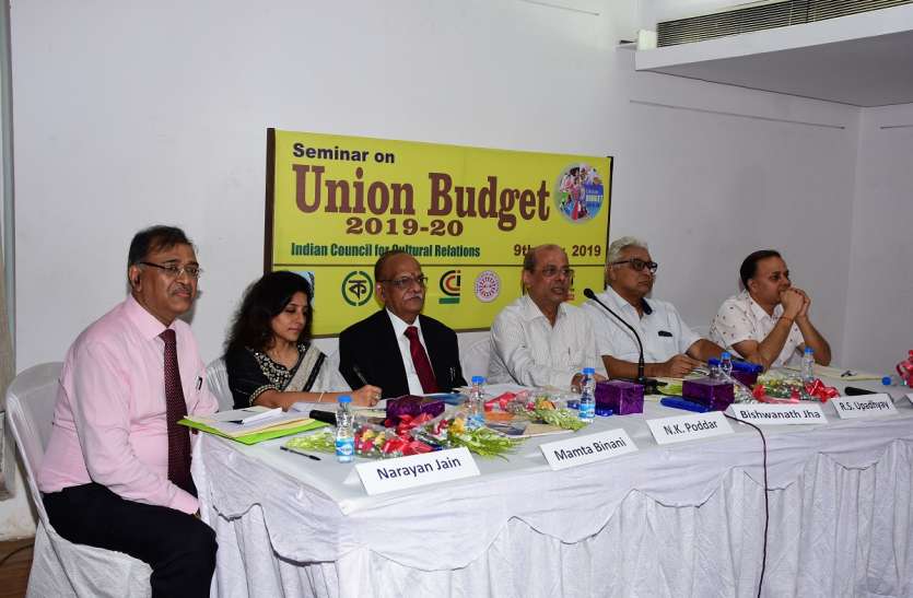 kolkata west bengal Union Budget 2019-20 - सरल आयकर कानून की जरूरत