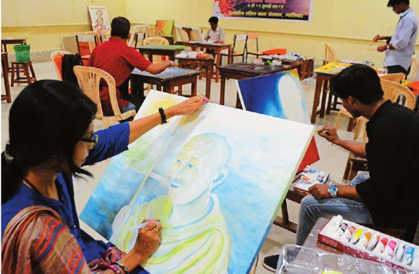 Painting Competition कैनवास पर उकेरे बापू के विचार