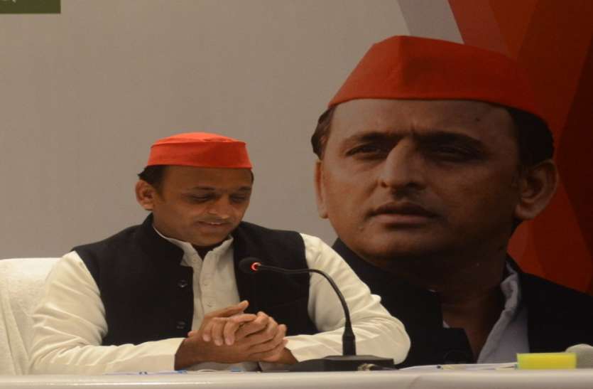 Akhilesh Yadav comment BJP government किसान, गरीब, नौजवान के साथ सब परेशान : अखिलेश यादव