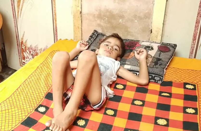 Hunter syndrome विदेशों में ही हो सकता है मासूम देव का इलाज, सीएम ऑफिस से मिली 5 लाख की मदद, डॉक्टरों ने कहा- दो करोड़ चाहिए
