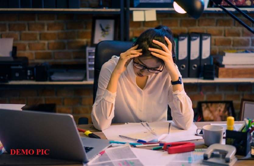 Every company loss its 9 days productivity due to period pain leave पीरियड्स में होने वाले दर्द के कारण कंपनियों को झेलना पड़ता है घाटा, स्टडी में हुआ खुलासा