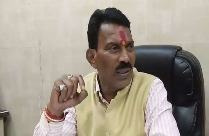 health पश्चिम क्षेत्र में नहीं हैं स्वास्थ्य सुविधाएं, स्वास्थ्य मंत्री को भी परवाह नहीं