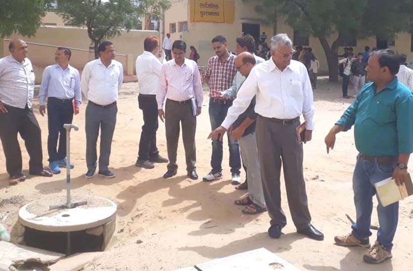 central-team-made-observations-of-water-conservation-works केंद्रीय टीम ने जल संरक्षण कार्यों का किया अवलोकन