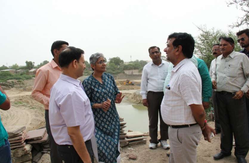 Appeal to protect water collection sources जल संग्रह स्त्रोतों की हिफाजत करने की अपील