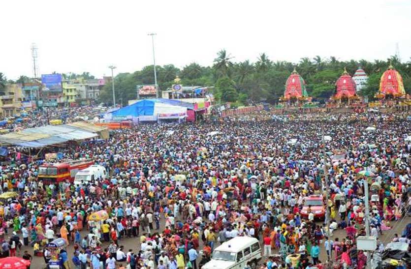 Puri Jagannath Rath Yatra 2019 जगन्नाथ महाप्रभु की बहुधा यात्रा आज, गुंडिचा मंदिर में भक्तों का तांतां