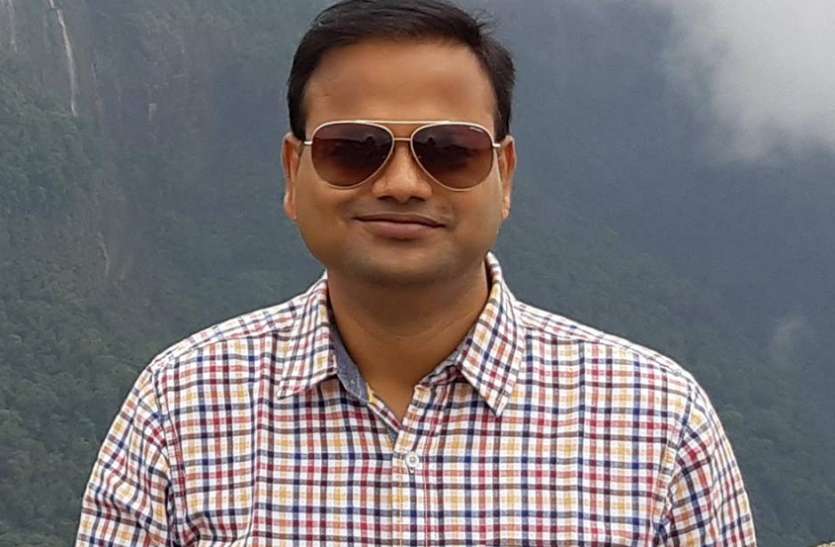 IAS Ravindra Kumar माउंट एवरेस्ट विजेता IAS Ravindra Kumar बने Bulandshahr के DM, पढ़ें किसान के बेटे की सफलता की कहानी