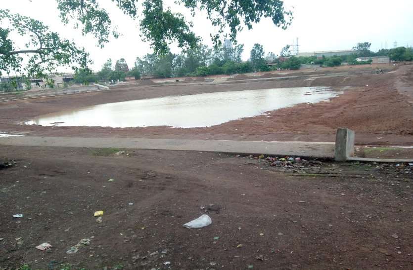 Nager palika nigam bhilai बारिश का पानी धरती में नहीं सहेजा तो लगेगा जुर्माना