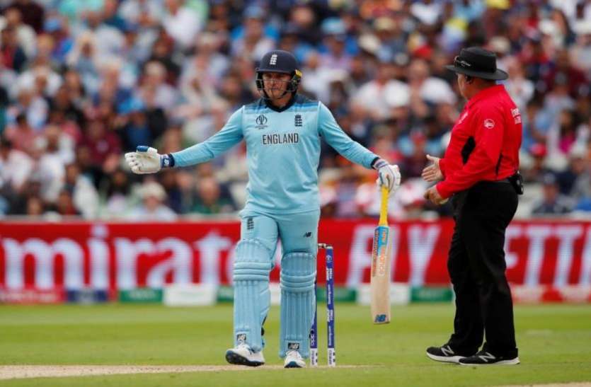 Jason Roy विश्व कप के सेमीफाइनल में गलत आउट दिए जाने के बाद जेसन राय ने अंपायर से की अभद्रता