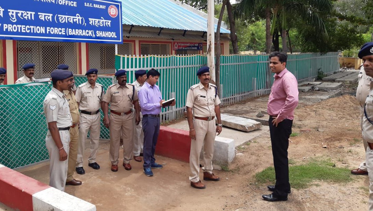 Shahdol Railway will soon get access to Dog Squad शहडोल रेलवे को शीघ्र मिलेगी डॉग स्क्वार्ड की सुविधा