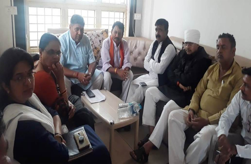The training will be provided through the workshop कार्यशाला के माध्यम से देंगे सदस्यता की टे्रनिंग
