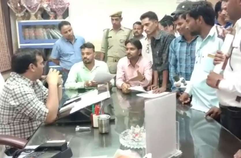 dm मुख्यमंत्री सामूहिक विवाह योजना: भ्रष्टाचार का खुलासा करने पर बीडीओ ने पत्रकार के खिलाफ दर्ज करा दिया मुकदमा, देखें वीडियो