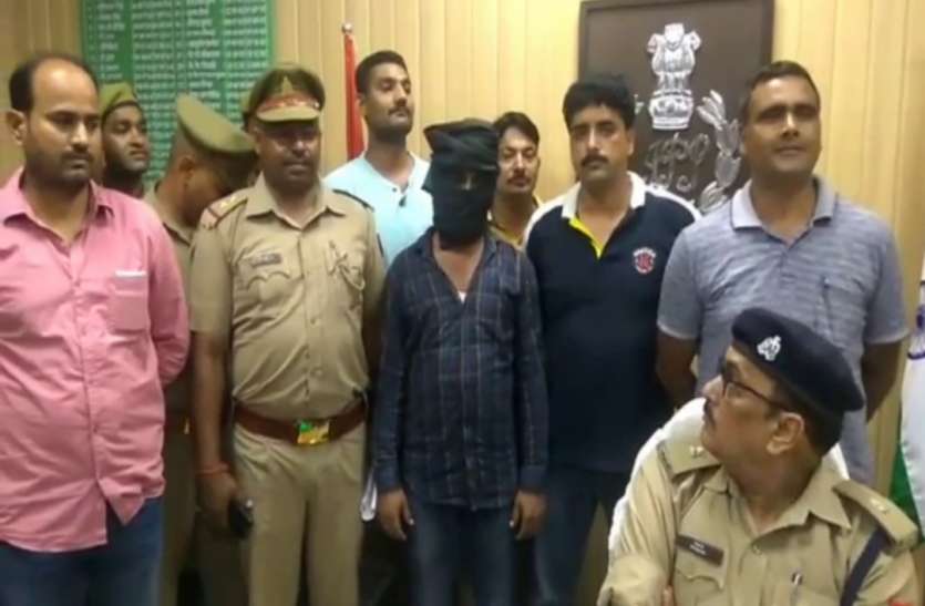 Arrested 3 नाबालिग बहनों को भगा ले जाने वाले दो आरोपी गिरफ्तार, पिता ने कहा था वो मेरी बेटियों को बेच देंगे