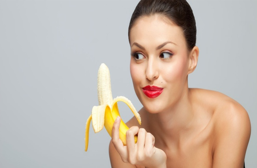 use-of-bananas-for-the-beauty-of-hair-and-skin banana benefits: बालों और त्वचा की खूबसूरती के लिए केले का एेसे करें इस्तेमाल