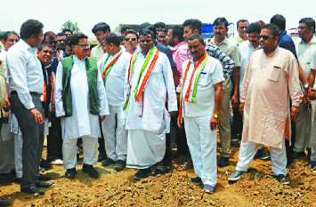 Narwa Garwa Ghurwa Badi scheme CG Ministers expressed displeasure नरवा, गरवा, घुरवा और बाड़ी योजना में ढंग से नहीं हुआ काम, मंत्री ने जताई नाराजगी