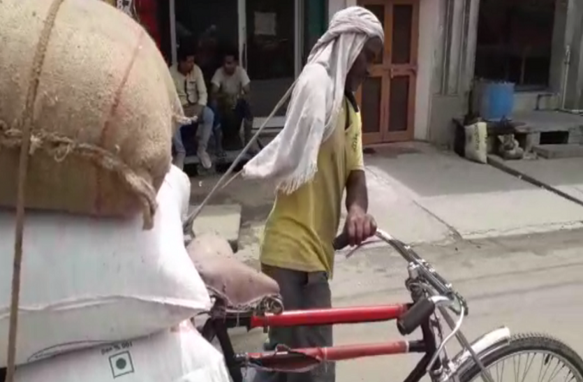 Bansilal एक हाथ कटा होने के बाद भी बंसीलाल लोगों के लिए बने मिसाल, उनकी खुद्दारी जानकर रह जाएंगे दंग