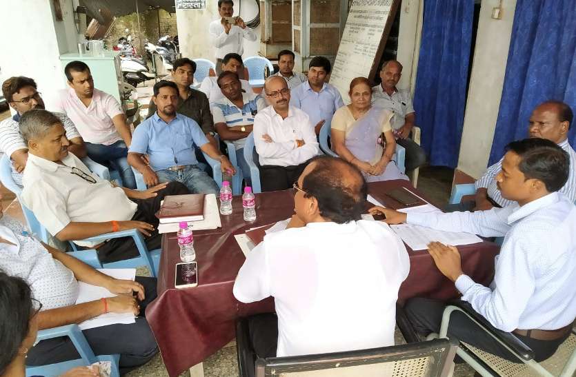 GST meeting समय पर ये काम नहीं करने वाले व्यापारी हो जाएं सावधान, ...तो की जाएगी सख्त कार्रवाई