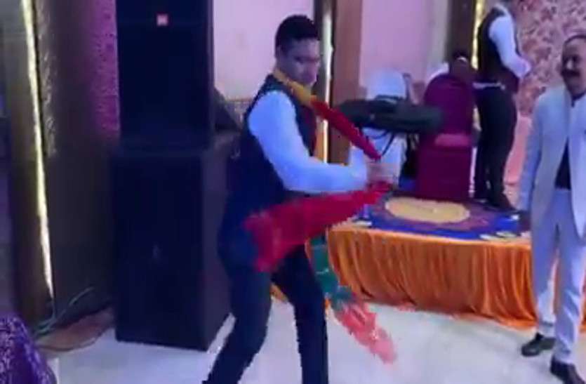 IPS dance video viral ASP के डांस का वीडियो हुआ वायरल, इस गाने पर किया ऐसे धमाल, देखें Video