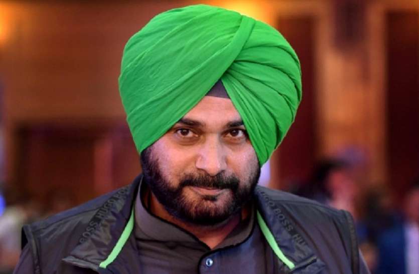 Navjot Sidhu resigns सिद्धू को अनिल विज ने बताया BJP का रिजेक्टेड, AAP ने दिया साथ आने का न्यौता