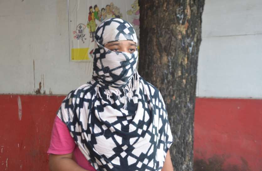 Chhattisgarh rape case 10 महीने तक अय्याशी, अब थाने पहुंची लड़की बोली - Boyfriend मुझे प्रेग्नेंट कर गायब हो गया..