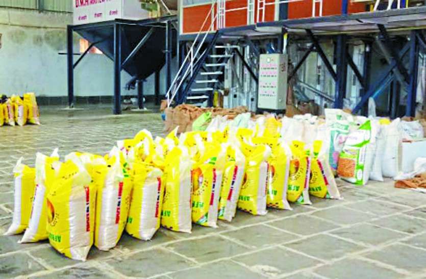 rice mill खाद्य विभाग की कार्रवाई से मचा हड़कंप, फर्जी तरीके से चल रहे मिल में छापा मारकर जब्त किए 1.08 करोड़ का चावल