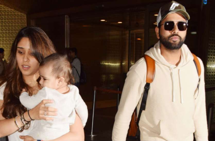 Rohit Sharma with wife Ritika Sajdeh टीम इंडिया के बिना ही लंदन से अकेले भारत लौट आए रोहित शर्मा