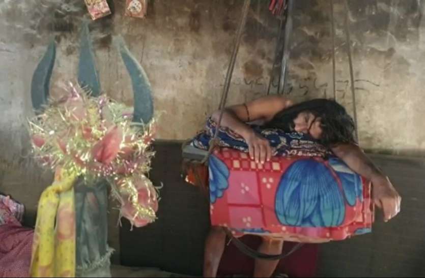 Sadhu Toilet के लिए सात दिन से अनशन कर रहे खड़ेश्वरी बाबा, देखें वीडियो