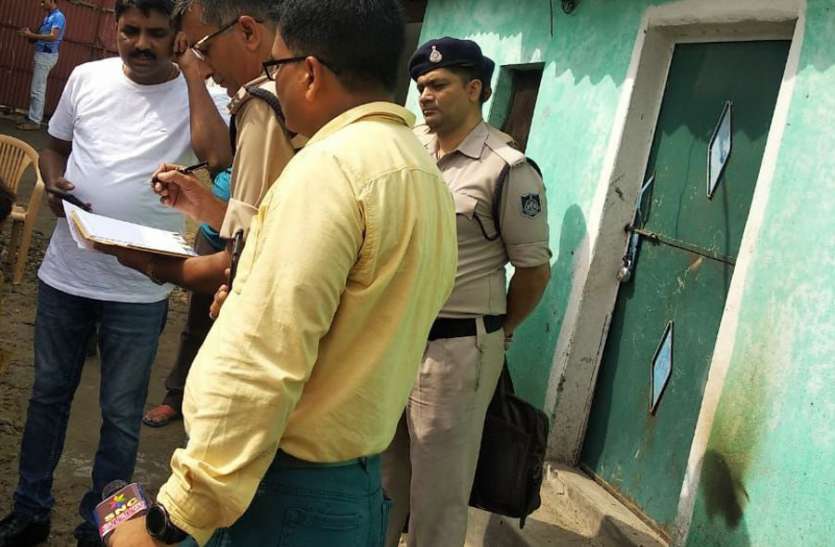 Incident of Garada Golaai village in Singrauli Jayant Chowki area कमरे में मृत पड़ी थी प्रेमिका, फंदे पर झूलता मिला प्रेमी, जानिए क्या है पूरा मामला