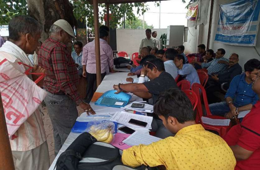 Figures stuck up to hundreds in Lok Adalat in Singrauli लोक अदालत : सैकड़ा तक अटक गया आंकड़ा, बिजली चोरी के पहुंचे कम प्रकरण