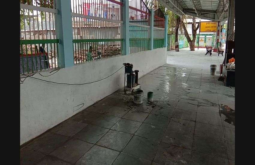 rail